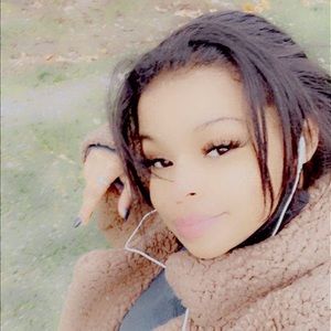 Meet your Posher, Aalissa